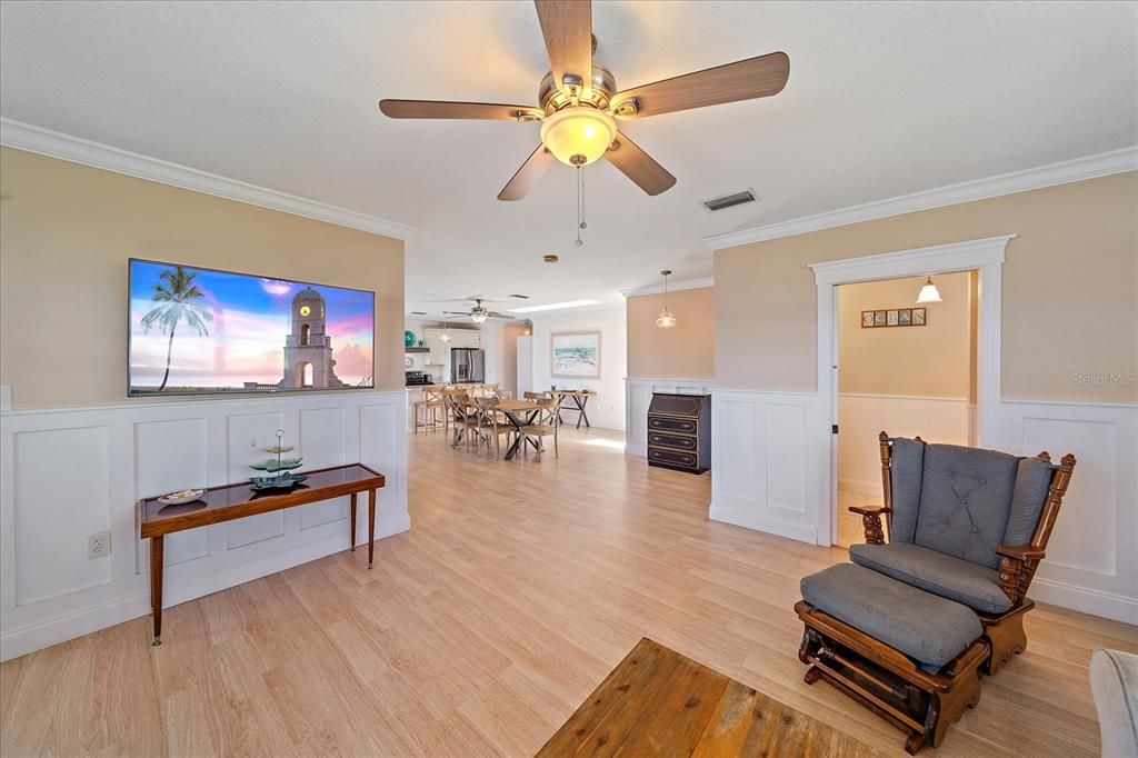 For Sale: $1,500,000 (5 beds, 4 baths, 4054 Square Feet)