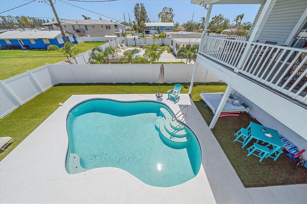 For Sale: $1,500,000 (5 beds, 4 baths, 4054 Square Feet)