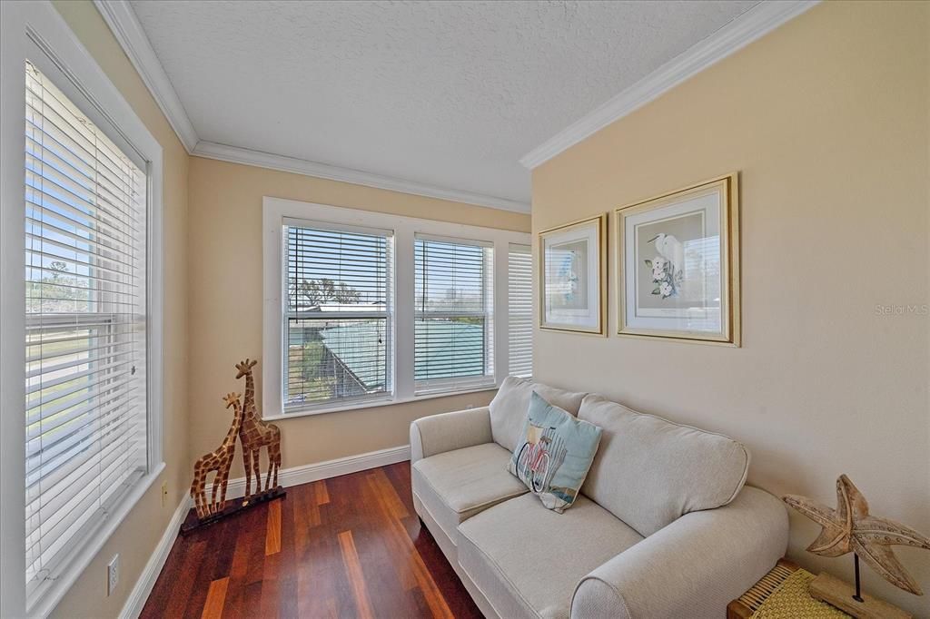 For Sale: $1,500,000 (5 beds, 4 baths, 4054 Square Feet)