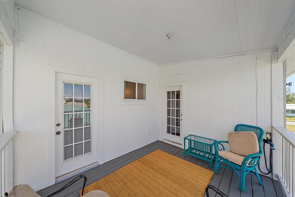 For Sale: $1,500,000 (5 beds, 4 baths, 4054 Square Feet)