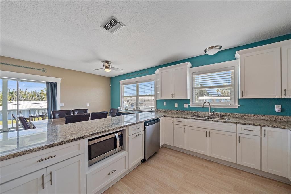 For Sale: $1,500,000 (5 beds, 4 baths, 4054 Square Feet)