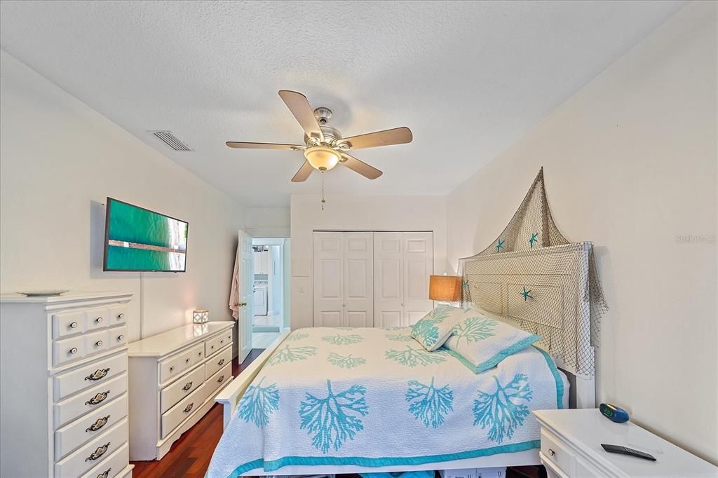 For Sale: $1,500,000 (5 beds, 4 baths, 4054 Square Feet)