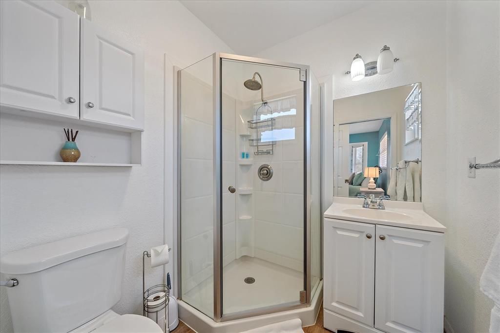 For Sale: $1,500,000 (5 beds, 4 baths, 4054 Square Feet)