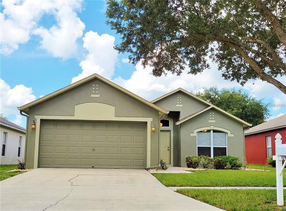 Recently Sold: $314,900 (3 beds, 2 baths, 1484 Square Feet)