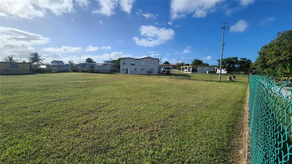 For Sale: $560,000 (0.18 acres)