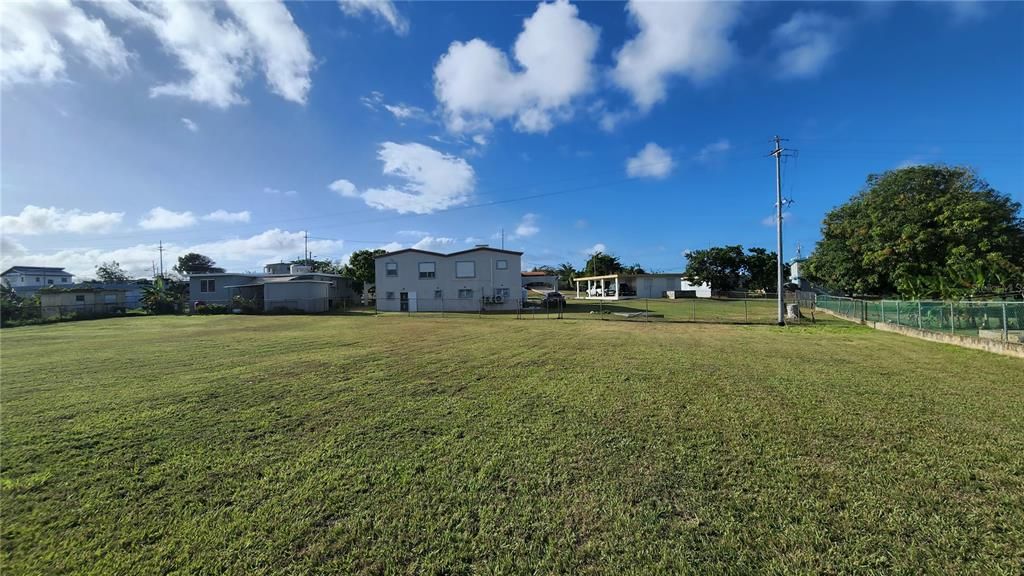 For Sale: $560,000 (0.18 acres)