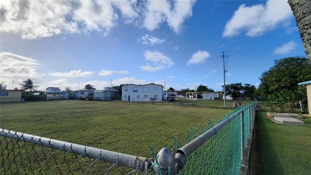 For Sale: $560,000 (0.18 acres)