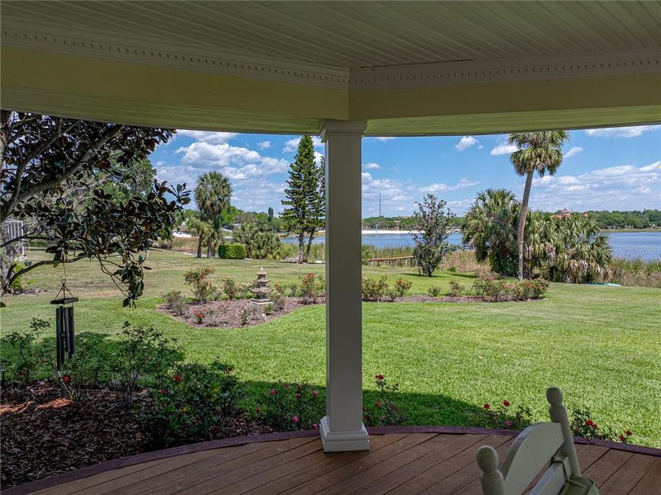 For Sale: $1,290,000 (5 beds, 5 baths, 5656 Square Feet)