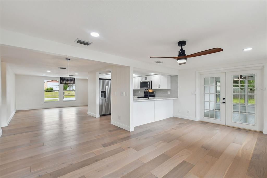 На продажу: $265,000 (3 спален, 2 ванн, 1500 Квадратных фут)