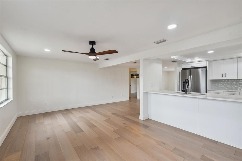 На продажу: $265,000 (3 спален, 2 ванн, 1500 Квадратных фут)