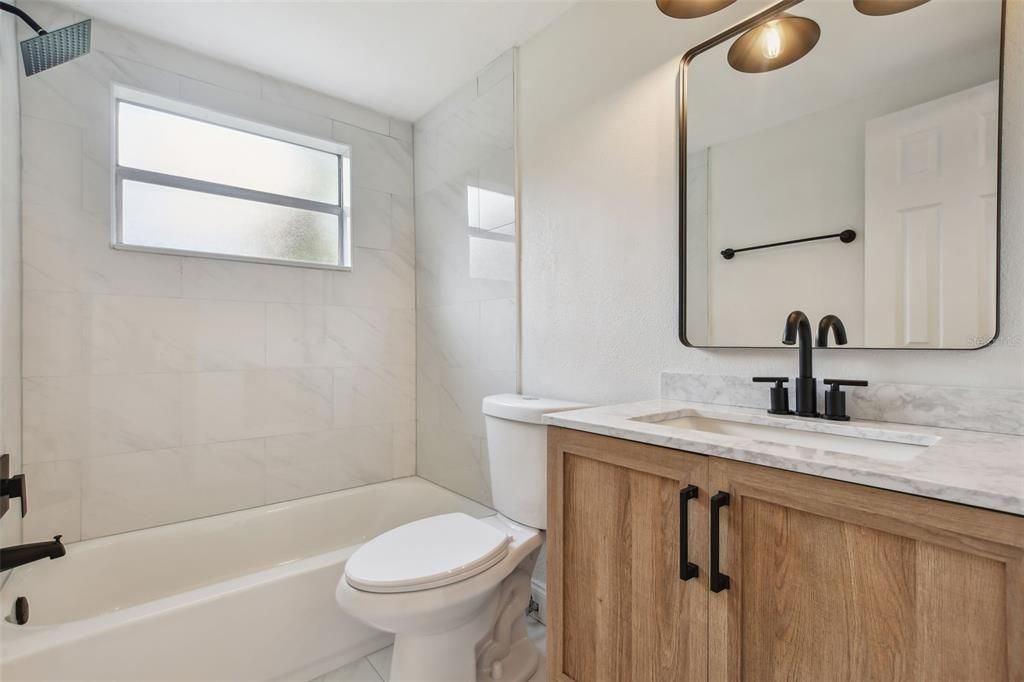 На продажу: $265,000 (3 спален, 2 ванн, 1500 Квадратных фут)