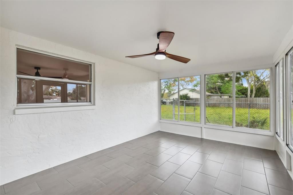 На продажу: $265,000 (3 спален, 2 ванн, 1500 Квадратных фут)