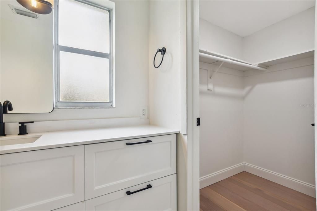 На продажу: $265,000 (3 спален, 2 ванн, 1500 Квадратных фут)