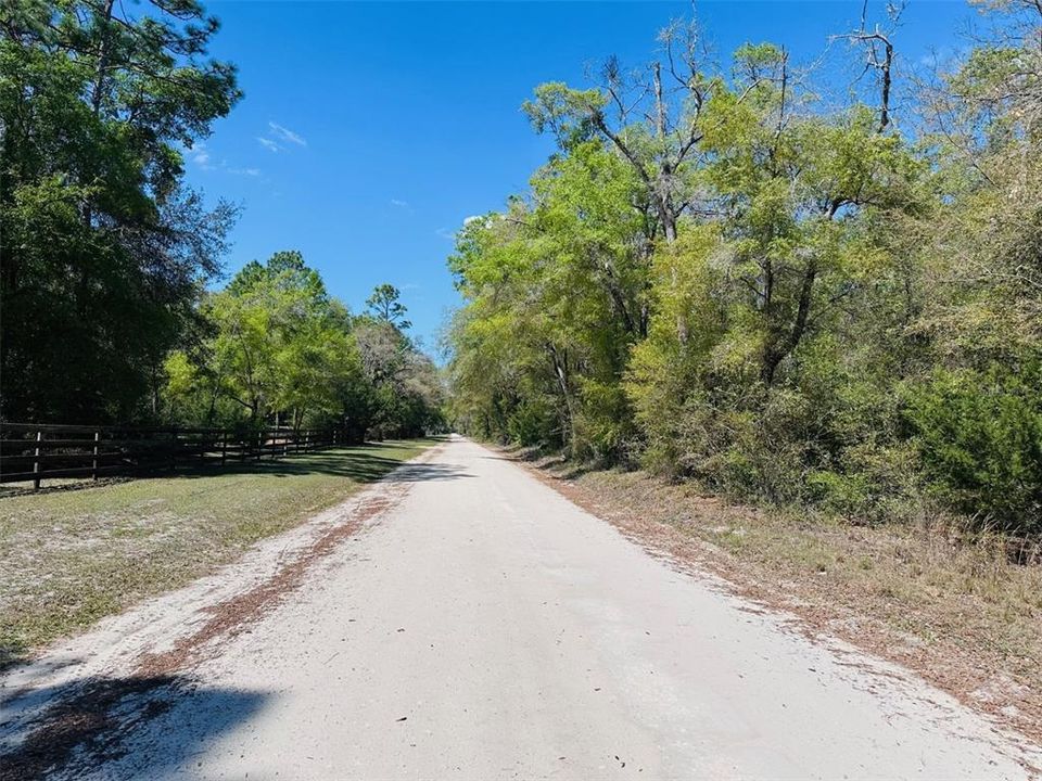 待售: $460,000 (40.00 acres)