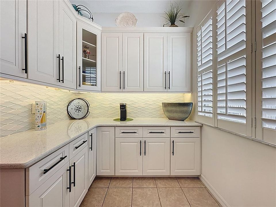 For Sale: $365,000 (3 beds, 2 baths, 1651 Square Feet)