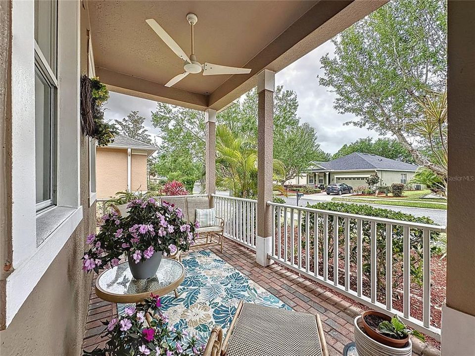 For Sale: $365,000 (3 beds, 2 baths, 1651 Square Feet)