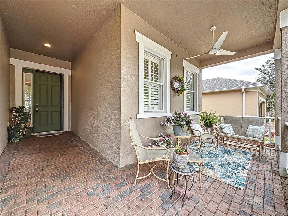 For Sale: $365,000 (3 beds, 2 baths, 1651 Square Feet)