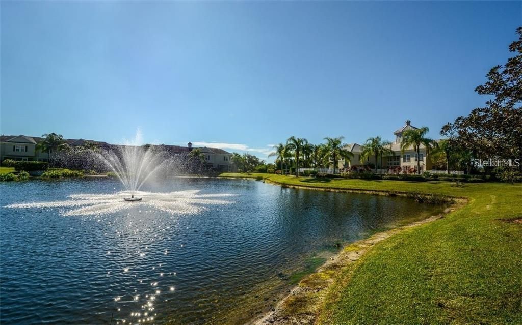 For Sale: $259,000 (2 beds, 2 baths, 1168 Square Feet)