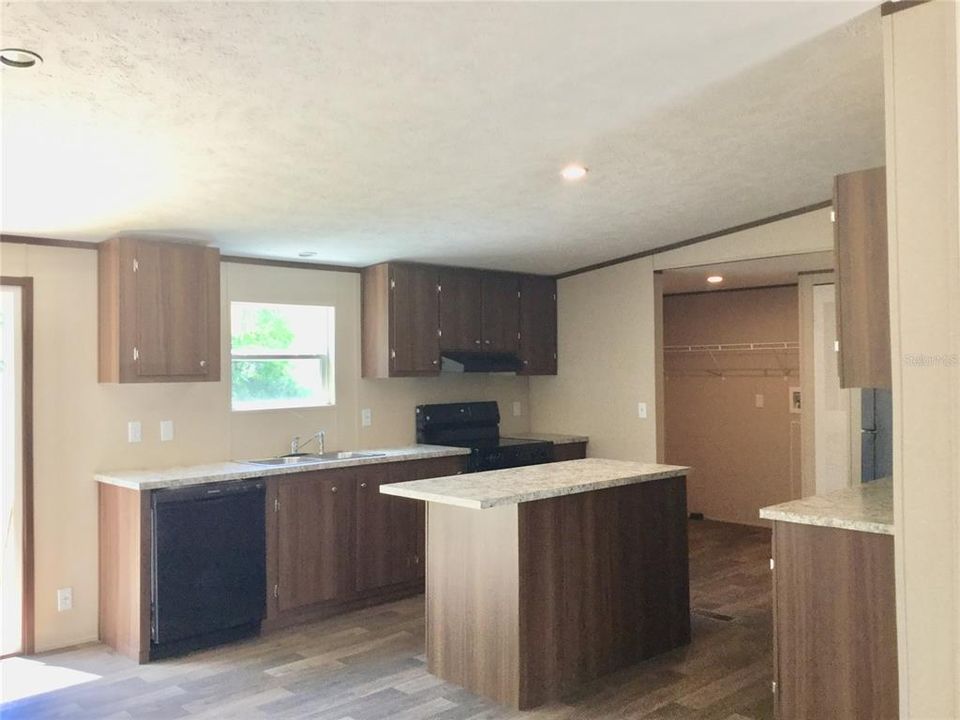 En Venta: $204,999 (3 camas, 2 baños, 1264 Pies cuadrados)