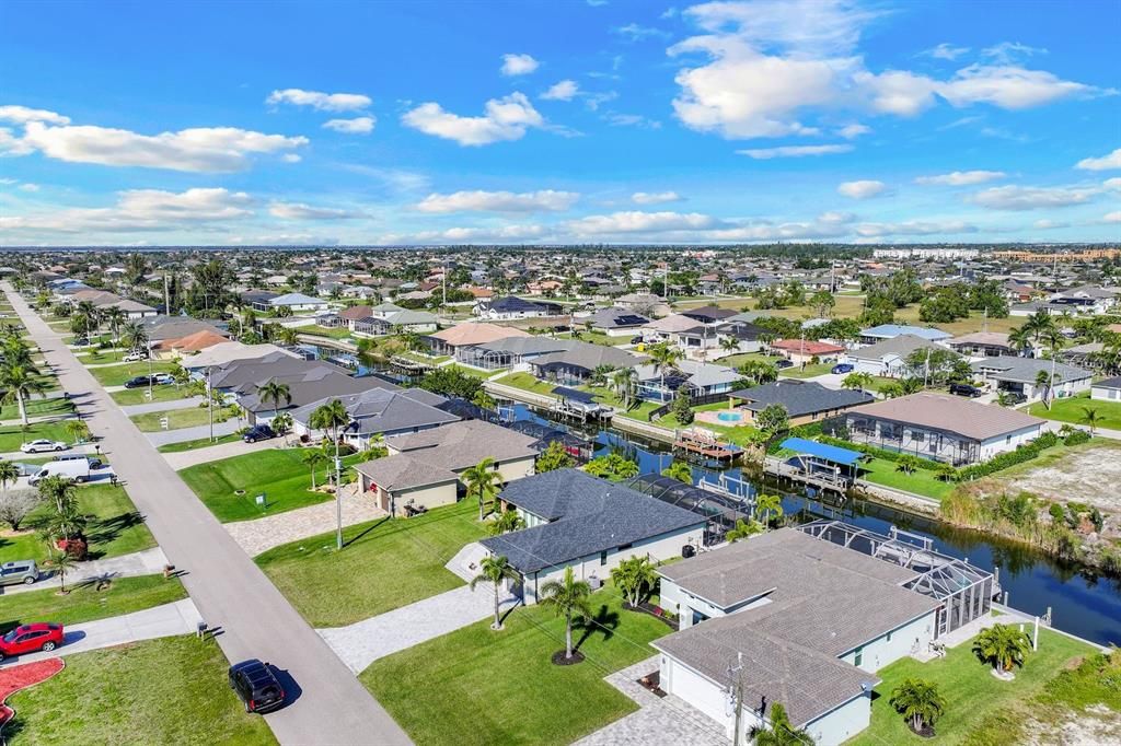 Activo con contrato: $679,900 (3 camas, 2 baños, 1925 Pies cuadrados)