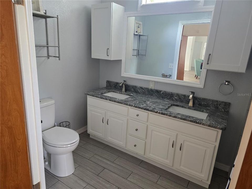 For Sale: $229,900 (3 beds, 2 baths, 1152 Square Feet)
