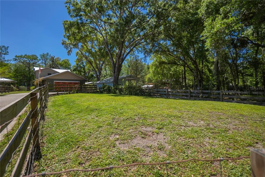 На продажу: $425,000 (3 спален, 2 ванн, 1982 Квадратных фут)