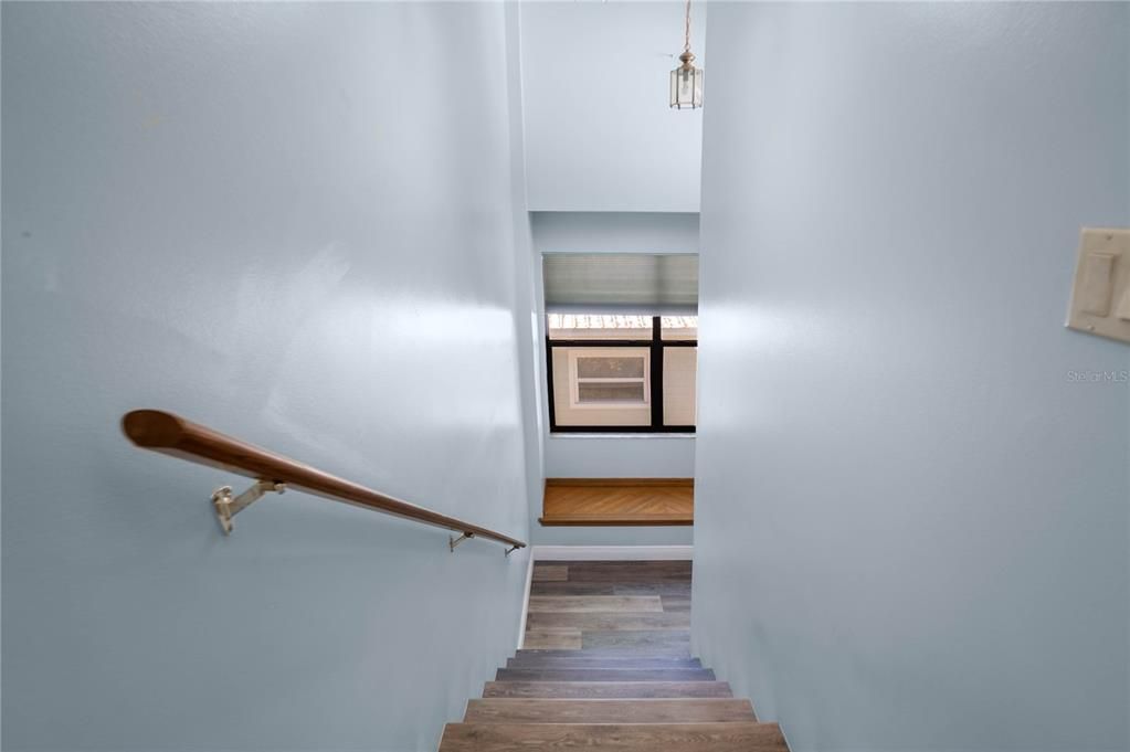 На продажу: $425,000 (3 спален, 2 ванн, 1982 Квадратных фут)