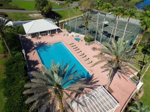 Под контрактом: $424,999 (4 спален, 2 ванн, 1919 Квадратных фут)