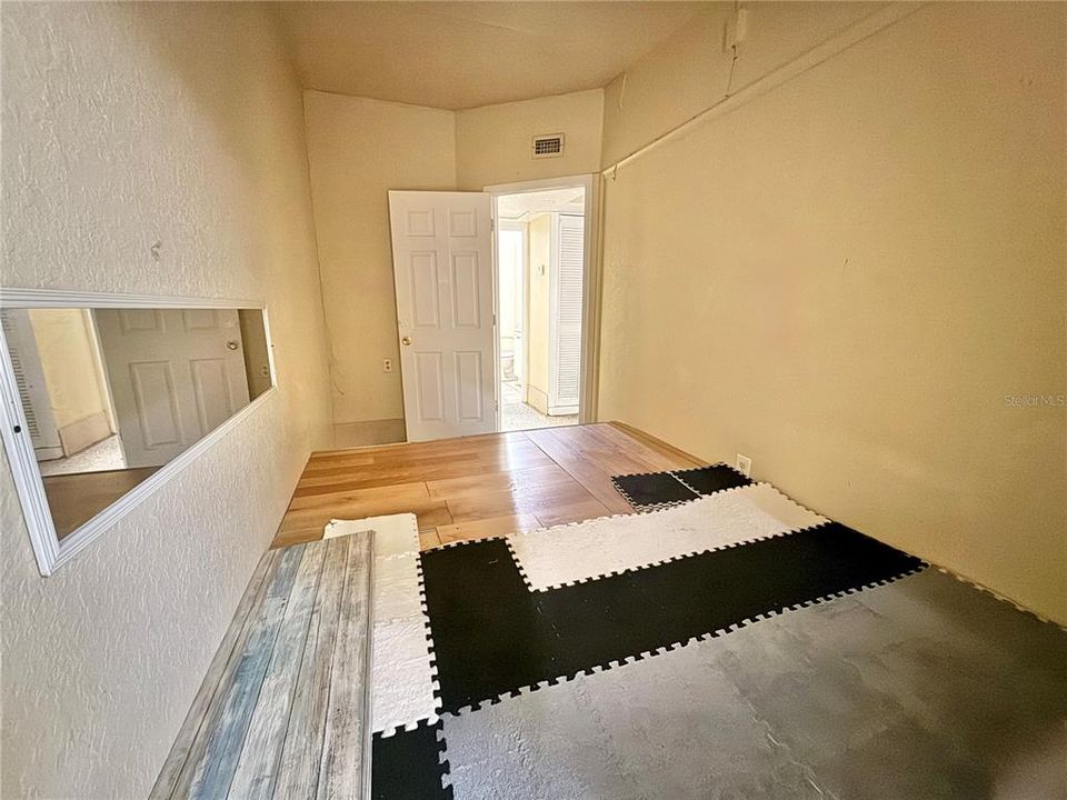 待售: $42,000 (0 贝兹, 0 浴室, 0 平方英尺)