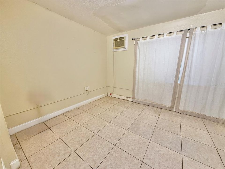 待售: $42,000 (0 贝兹, 0 浴室, 0 平方英尺)