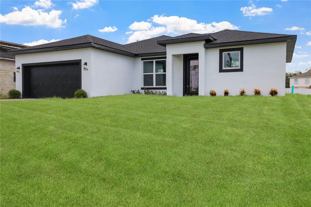 Active With Contract: $299,999 (4 beds, 2 baths, 1674 Square Feet)