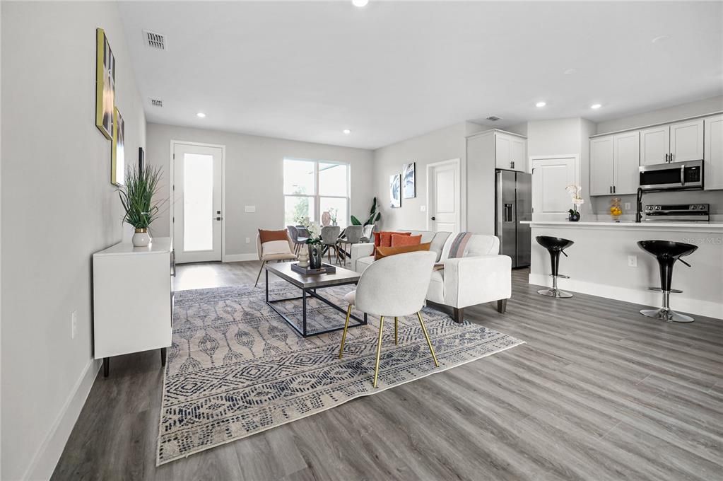 Active With Contract: $299,999 (4 beds, 2 baths, 1674 Square Feet)