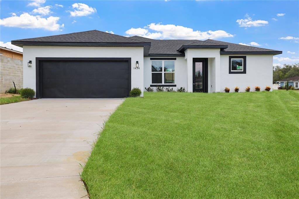 Active With Contract: $299,999 (4 beds, 2 baths, 1674 Square Feet)