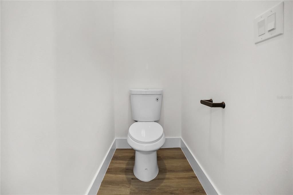 Active With Contract: $299,999 (4 beds, 2 baths, 1674 Square Feet)