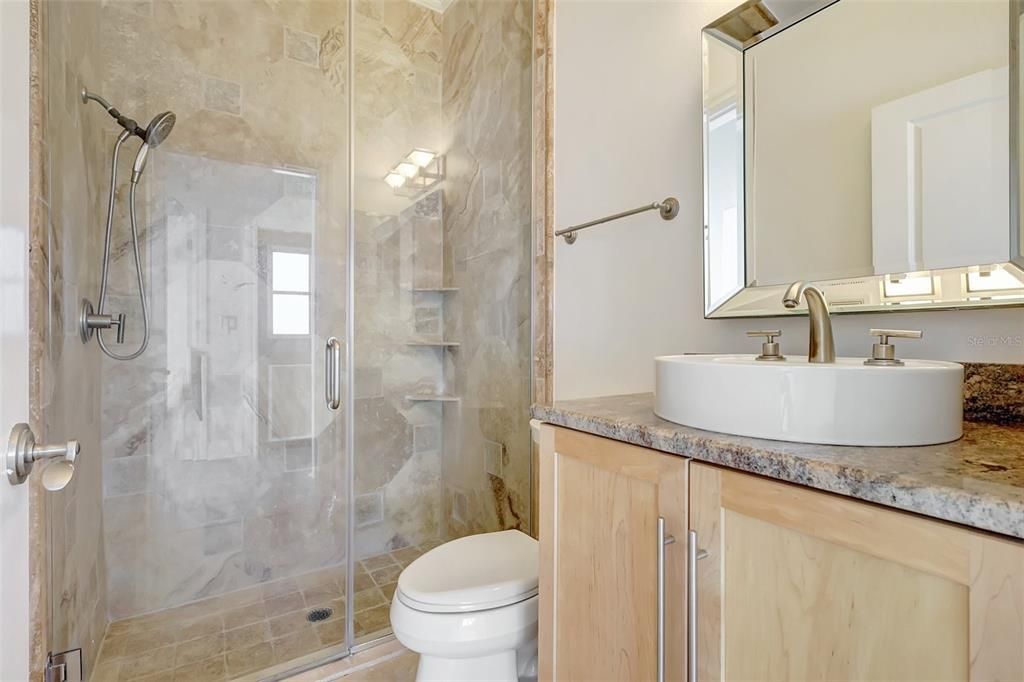 Active With Contract: $547,950 (4 beds, 3 baths, 2547 Square Feet)