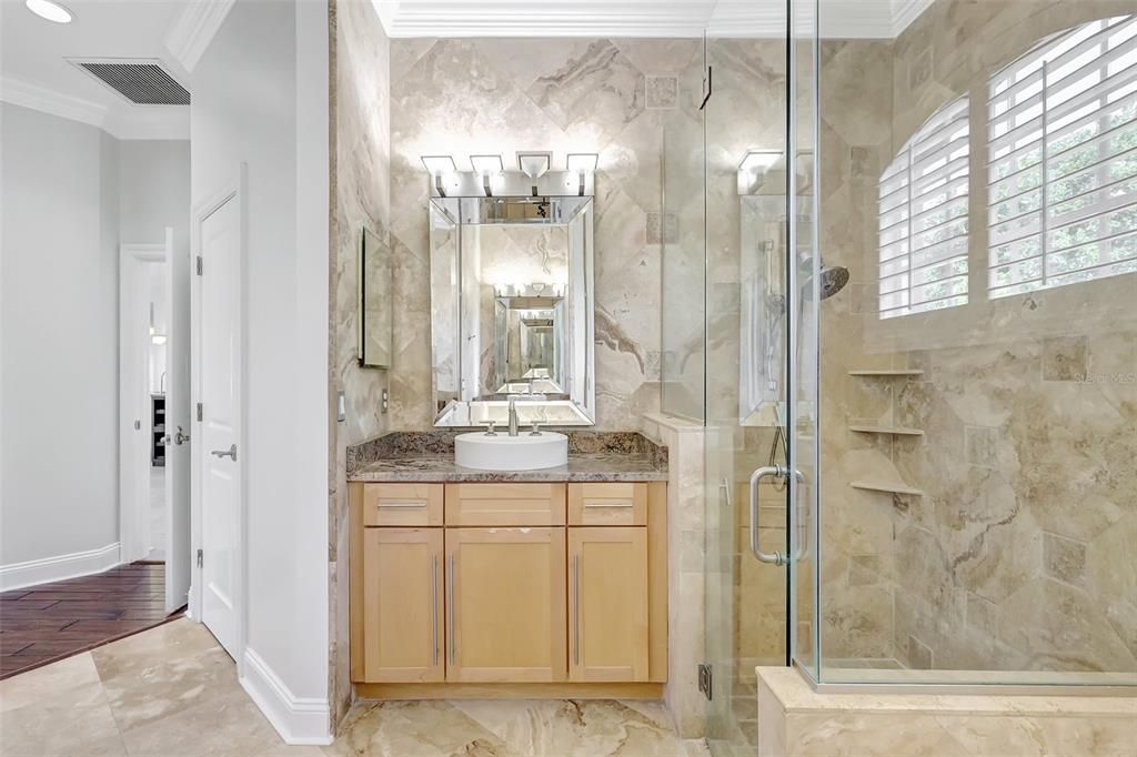 Active With Contract: $547,950 (4 beds, 3 baths, 2547 Square Feet)