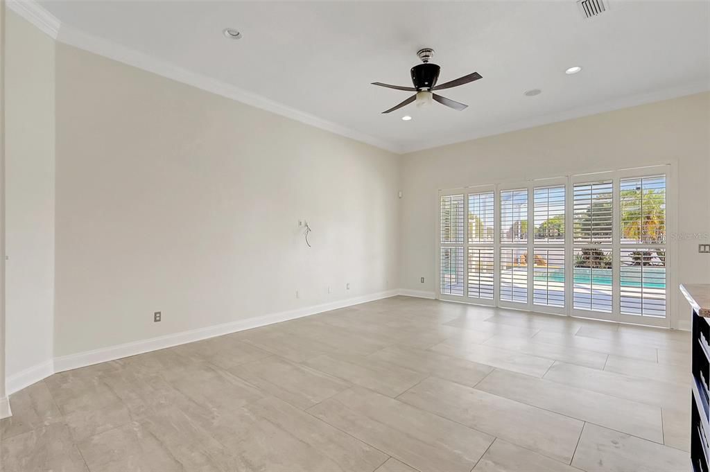 Active With Contract: $547,950 (4 beds, 3 baths, 2547 Square Feet)