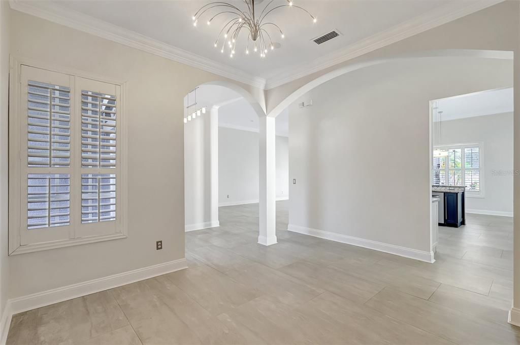 Active With Contract: $547,950 (4 beds, 3 baths, 2547 Square Feet)