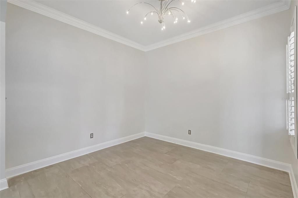 Active With Contract: $547,950 (4 beds, 3 baths, 2547 Square Feet)