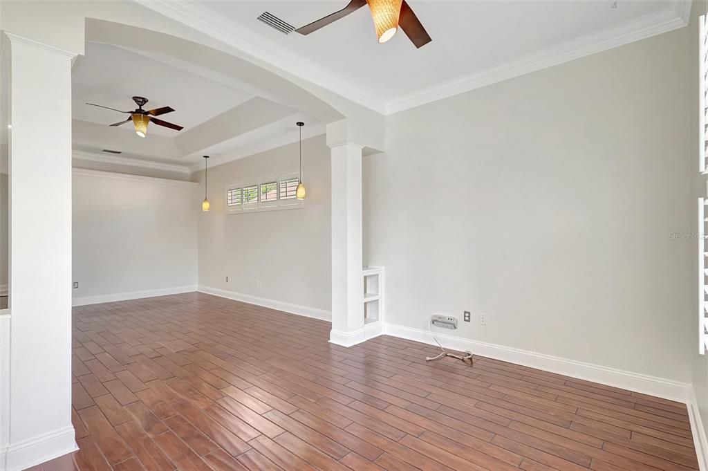 Active With Contract: $547,950 (4 beds, 3 baths, 2547 Square Feet)