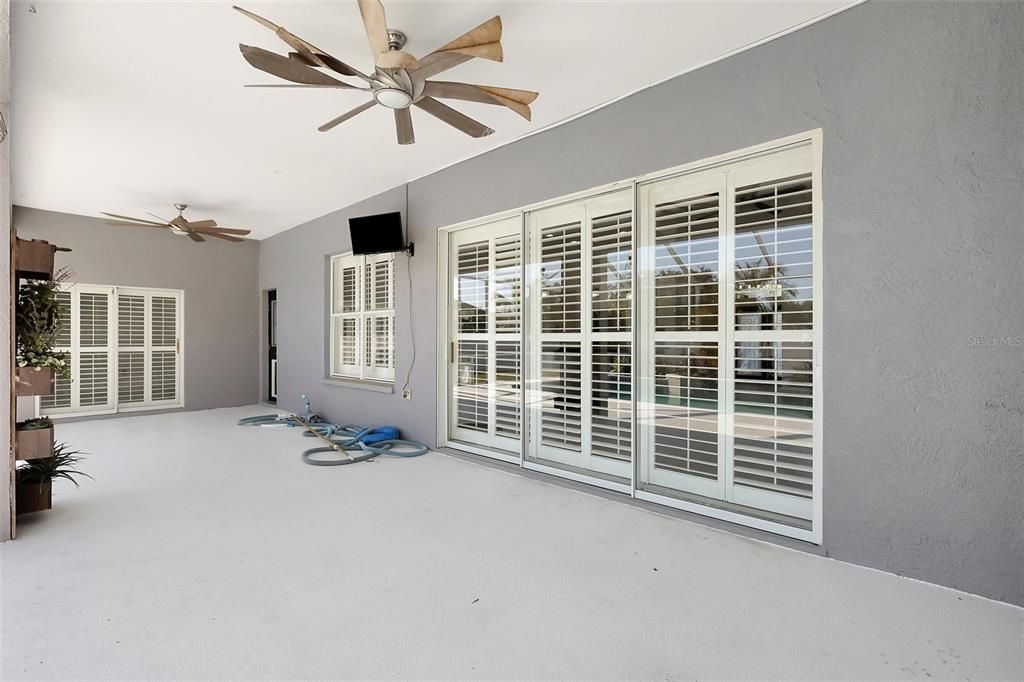 Active With Contract: $547,950 (4 beds, 3 baths, 2547 Square Feet)