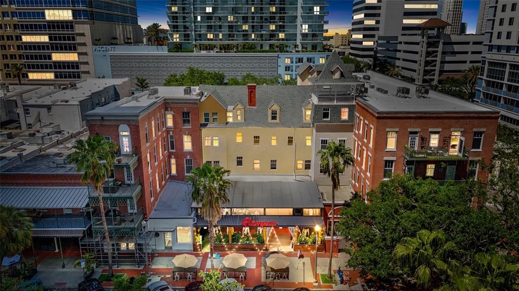 待售: $524,000 (2 贝兹, 2 浴室, 1100 平方英尺)