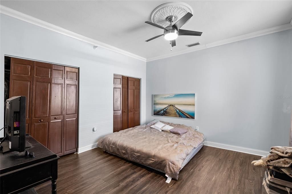 待售: $524,000 (2 贝兹, 2 浴室, 1100 平方英尺)