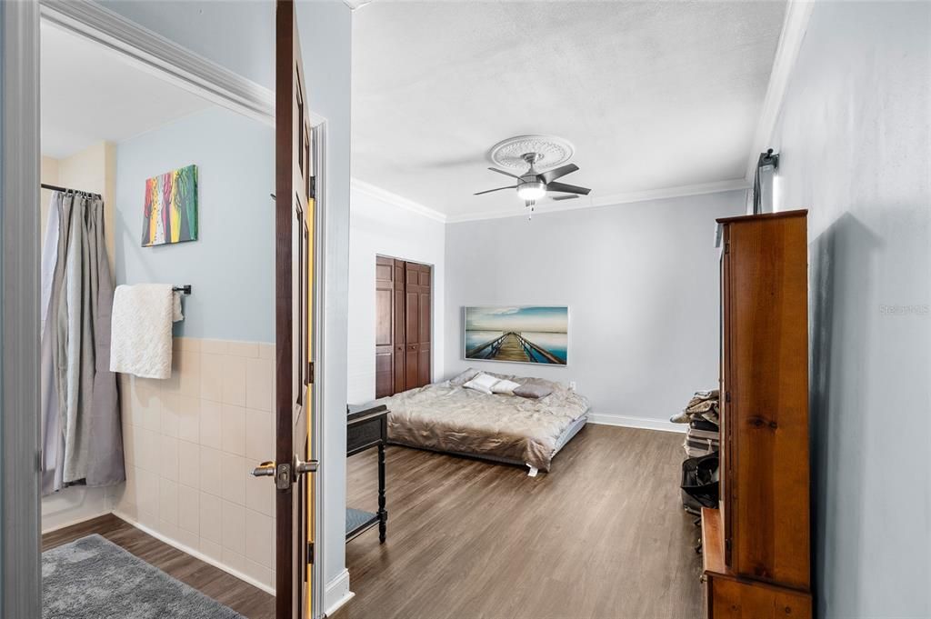 待售: $524,000 (2 贝兹, 2 浴室, 1100 平方英尺)