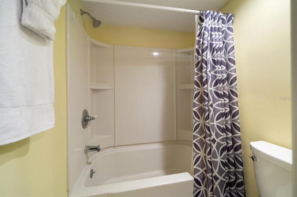 En Venta: $365,000 (2 camas, 1 baños, 1040 Pies cuadrados)