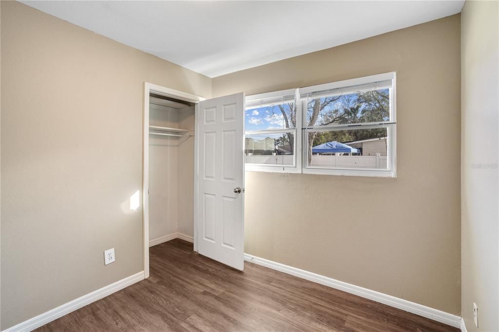 Activo con contrato: $174,900 (3 camas, 1 baños, 1040 Pies cuadrados)