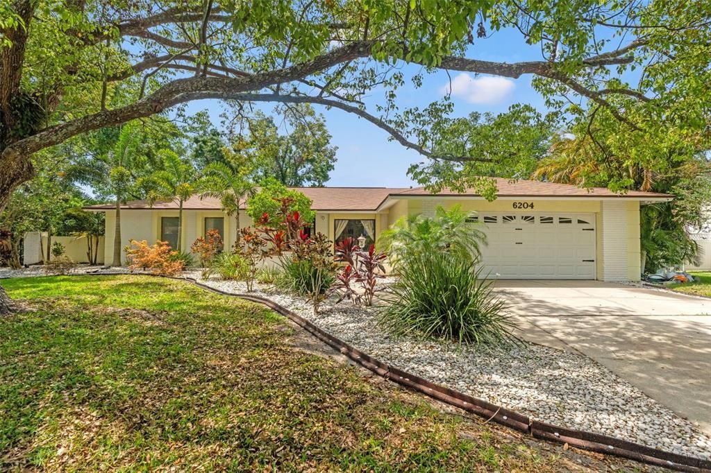 Recently Rented: $4,900 (4 beds, 3 baths, 2356 Square Feet)