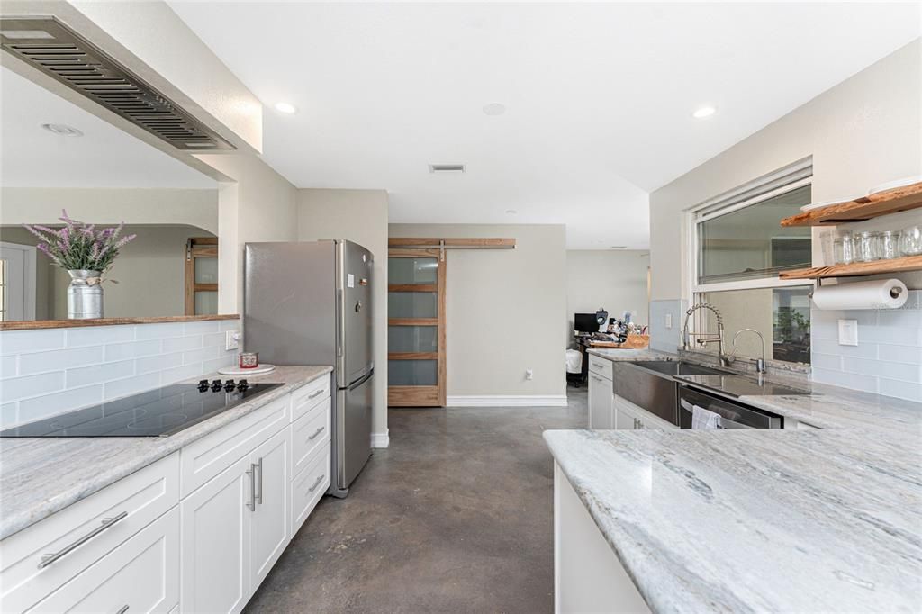 For Sale: $949,000 (4 beds, 3 baths, 2837 Square Feet)