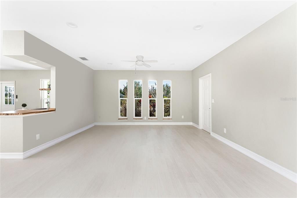 For Sale: $949,000 (4 beds, 3 baths, 2837 Square Feet)