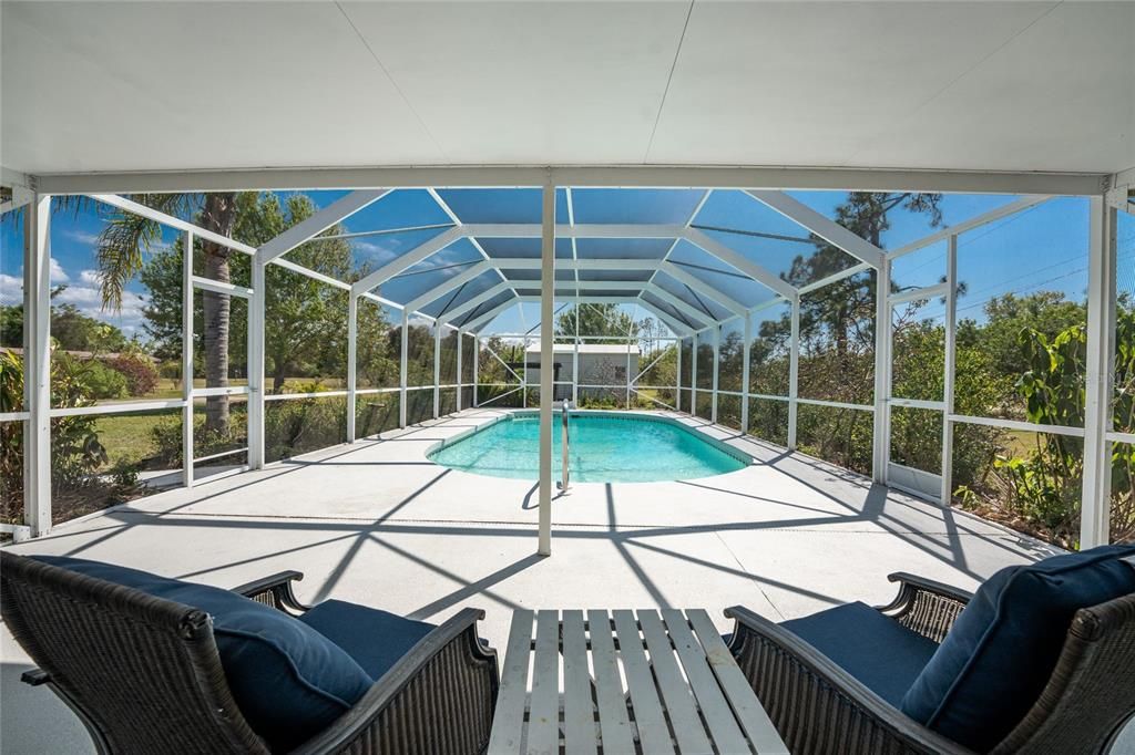 For Sale: $949,000 (4 beds, 3 baths, 2837 Square Feet)